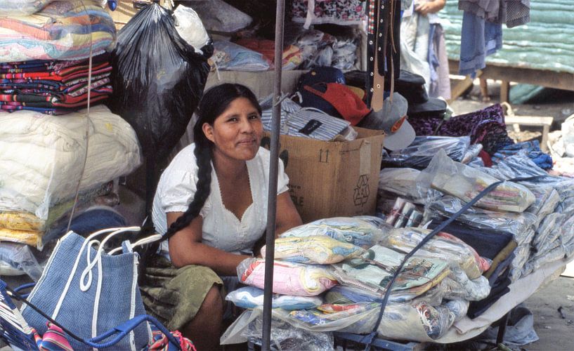 a smile opens a thousand doors by Ignacio Genzo