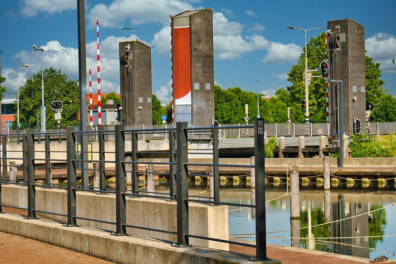 Le Stadterbrug à Weert, Limbourg Pays-Bas par Jolanda de Jong-Jansen