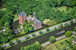 Luftaufnahme des Schlosses Nyenrode in Breukelen