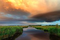 Orange Wolken am Himmel Onlanden Drenthe Niederlande von R Smallenbroek Miniaturansicht