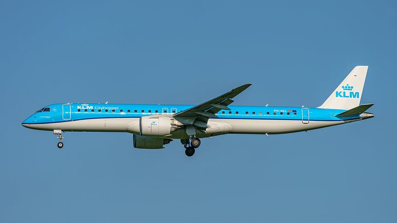 KLM Cityhopper Embraer E195-E2 passenger aircraft. by Jaap van den Berg