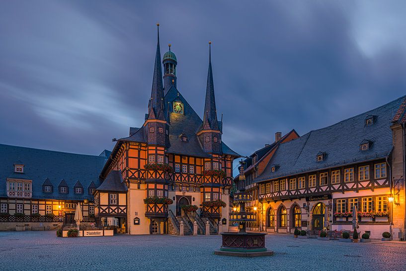 Das berühmte Rathaus in Wernigerode, Harz, Sachsen-Anhalt, Deutschland. von Henk Meijer Photography