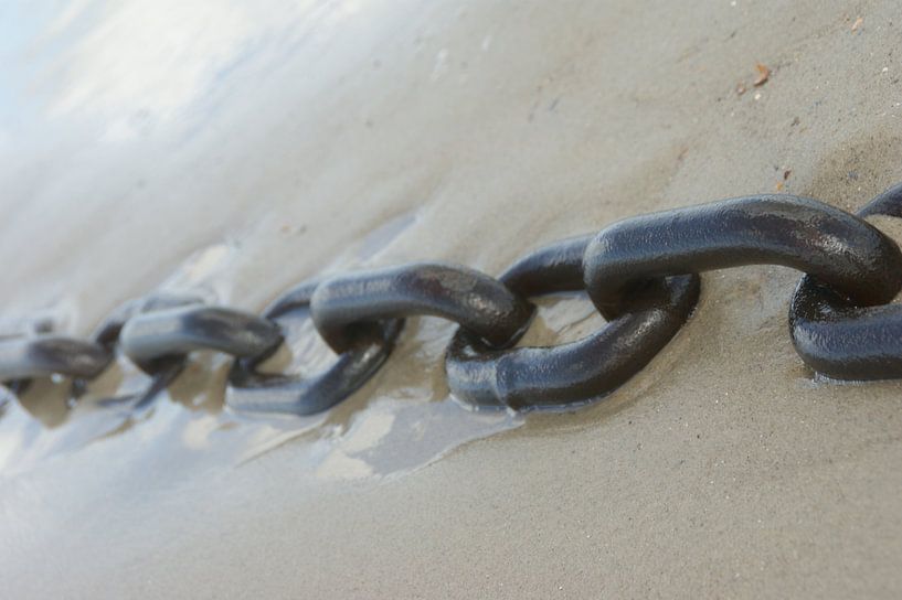 Chains - At the beach von Luci light