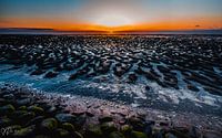 zonsondergang op het wad 4 van Jan Peter Nagel thumbnail