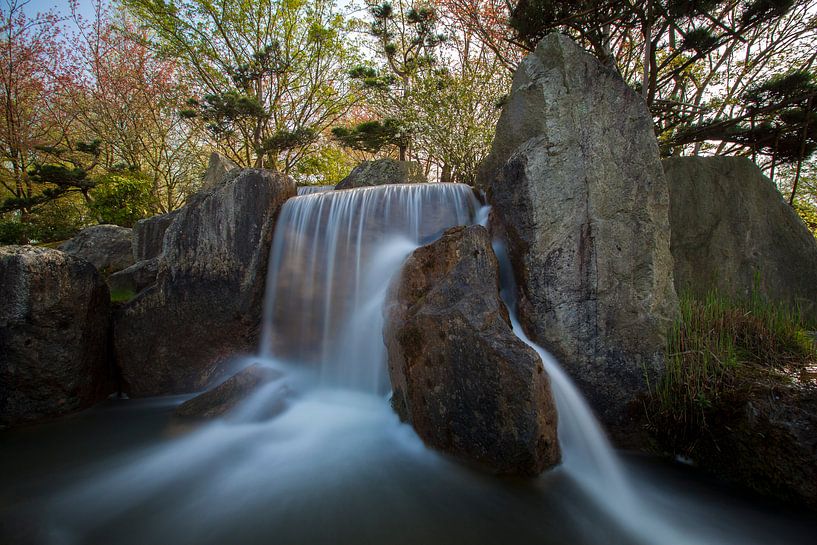 waterval  by Charelle Roeda