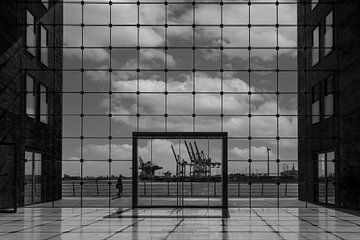 Glass Wall, Hamburg van Wil Crooymans