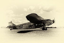 Ford 5-AT-B Trimotor at EAA Airventure. by Luchtvaart / Aviation