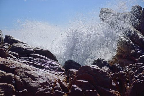 Brekende golven bij de Injidup Natural Spa