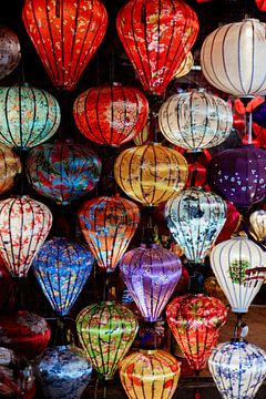 Coloured lanterns in Hoi An - Vietnam by Melanie (Flashpacker)