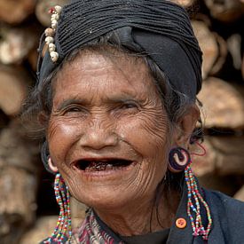 Vrouw in Myanmar. van Jeroen Florijn