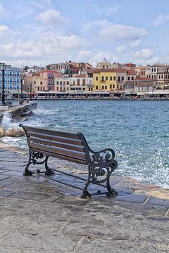 Bank auf der Promenade in Chania, Kreta