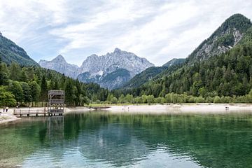 Lake Jasna Slovenie van Cynthia van Diggele