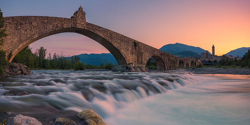 Sonnenuntergang in Bobbio von Henk Meijer Photography