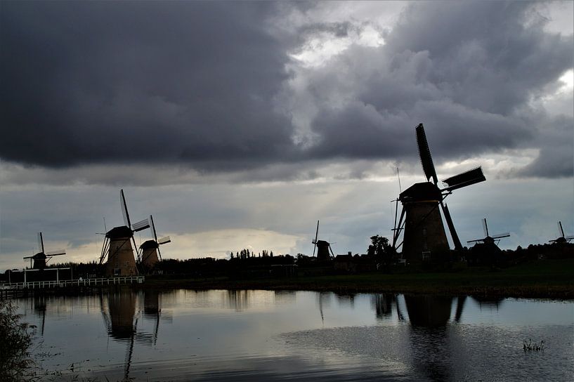 Kinderdijk, Alblasserdam, the Netherlands - Mills heritage by Maurits Bredius