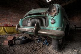 "See with one eye, feel with the other".