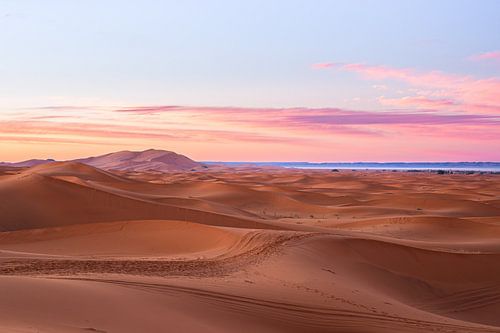 Morocco sunset desert - Erg Chebbi, merzouga photo print - travel photography Art Print