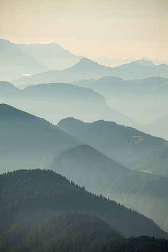 Zonsopgang op de Guffert - Alpen in silhouet van Jiri Viehmann