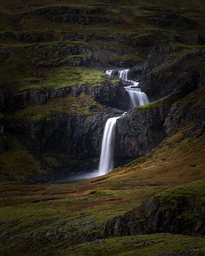 Schöner Wasserfall in Island von Roy Poots