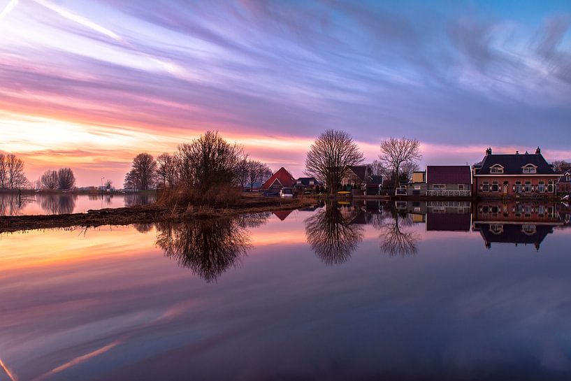 Avenhorn by Marc Hollenberg