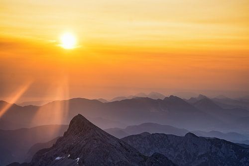 Lever de soleil dans les Alpes