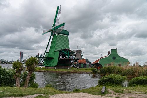 Windmühlen an der Zaanse Schans im Westen der Niederlande