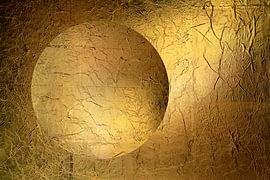 Round ball in gold. Minimalism. 6 by Alie Ekkelenkamp