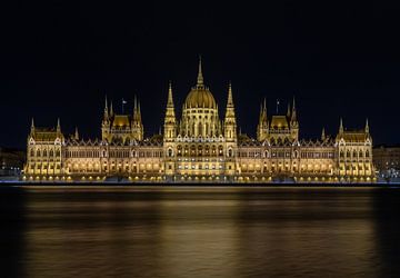 Hongaars Parlementsgebouw in Boedapest van Patrick Fotografeert