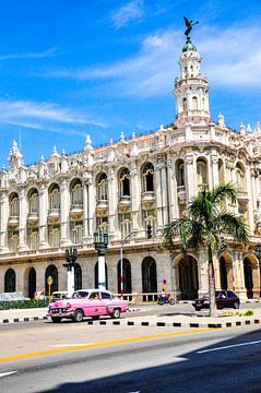 vintage havana cuba by Sabrina Varao Carreiro