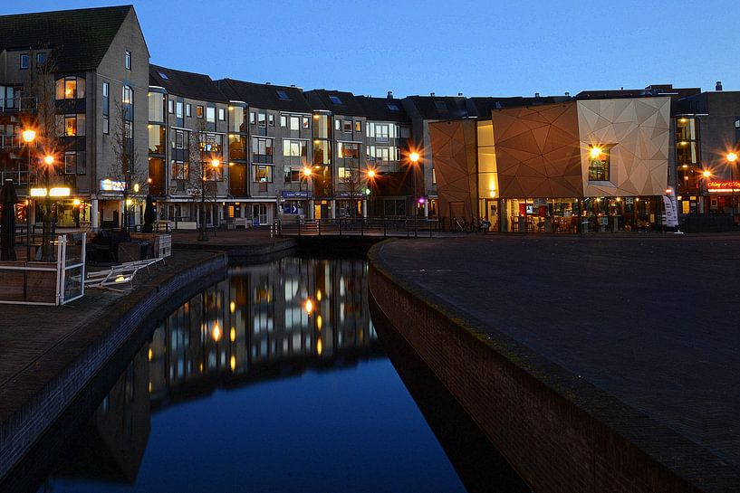 Woningen aan Het Rond in Houten. by Margreet van Beusichem