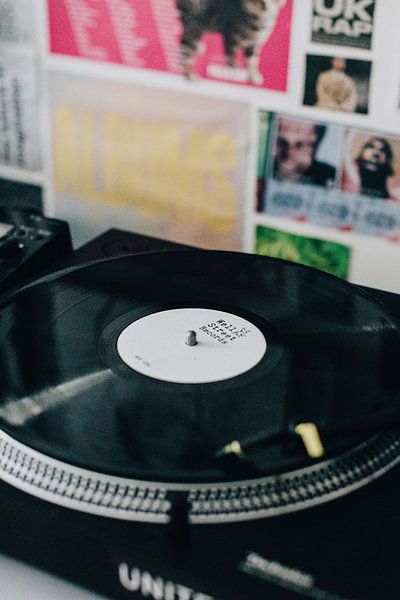 Vinyl Record by Hello Pompoyo