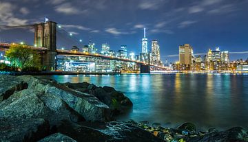 The Brooklyn Bridge + Skyline (Night) by Fabian Bosman