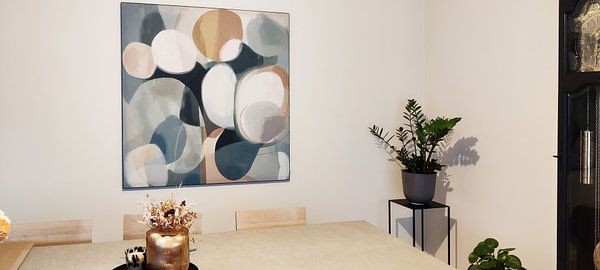 Abstract round shapes