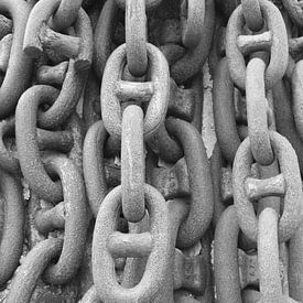 Chained sur Claudia Schot