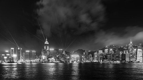 HONG KONG 42 by Tom Uhlenberg