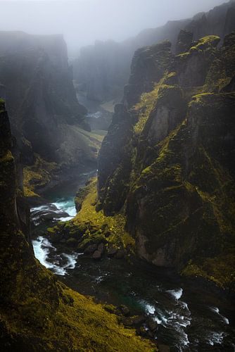 Deze mooie Fjadrargljufur vallei in Ijsland