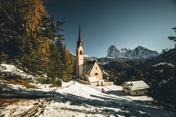 St. Jacobs church van JNphotography