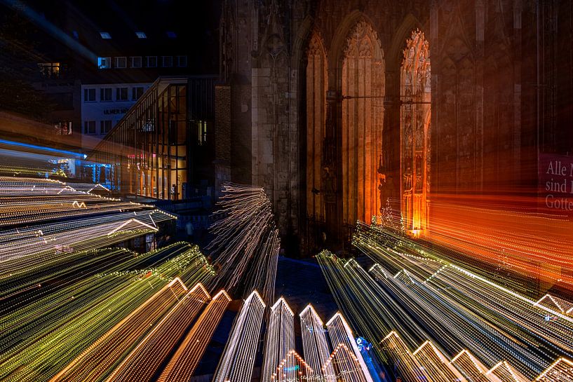 Illuminated paths to Ulm Minster by Photoart-Naegele