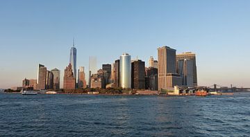 New York Skyline tijdens zonsondergang van Josina Leenaerts
