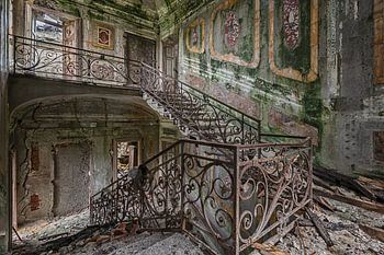 Lost Place - l'escalier vert