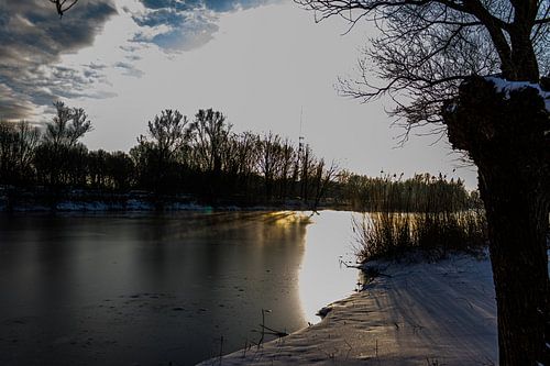 Zonsopkomst met sneeuw
