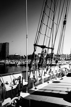 Caravelle ancienne, noir et blanc