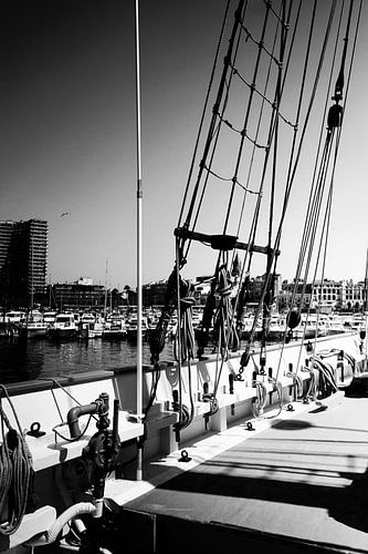 Caravelle ancienne, noir et blanc