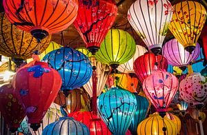 Bunte Laternen in den Straßen von Hoi An, Vietnam