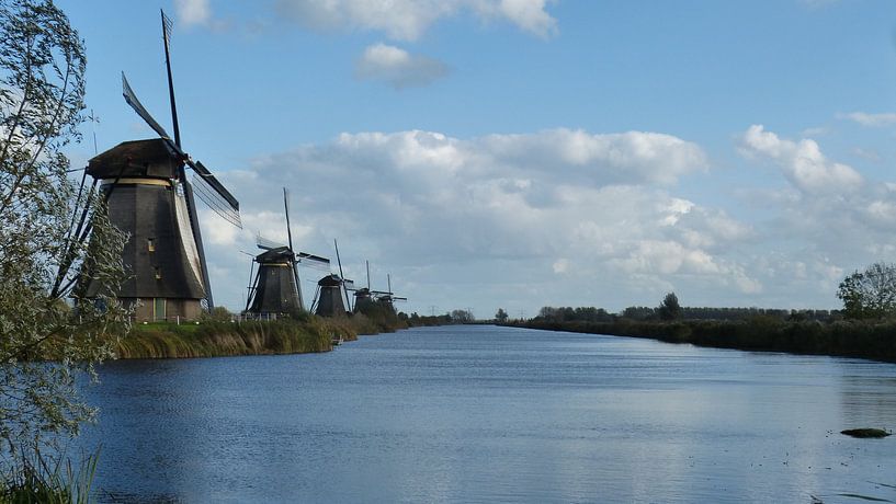 WIndmolens van Kinderdijk by Gijs van Veldhuizen