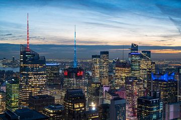 Manhattan skyline during sunset by Tim Vlielander