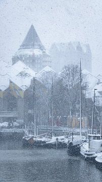 Old harbour in the snow, Rotterdam by Nynke Altenburg
