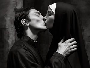 Tabu in Schwarz und Weiß: Ein intimer Kuss zwischen Non und Spiritual