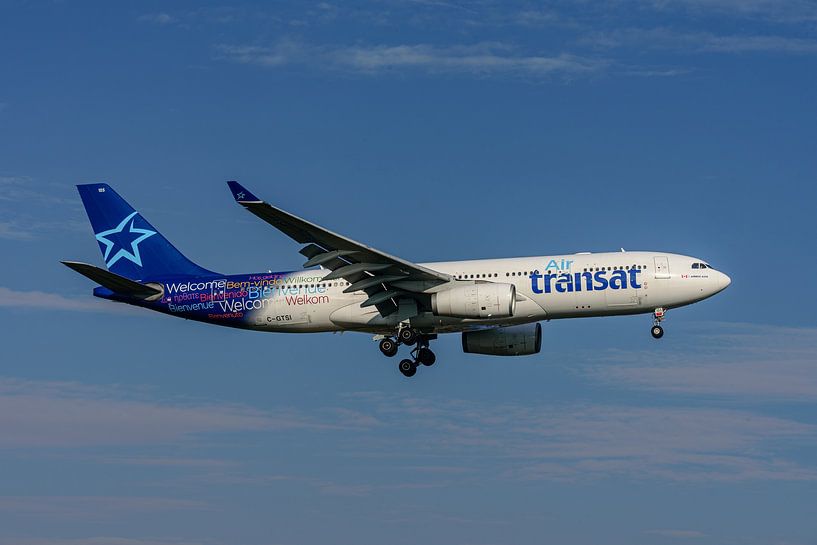 Landing Air Transat Airbus A330-200. by Jaap van den Berg