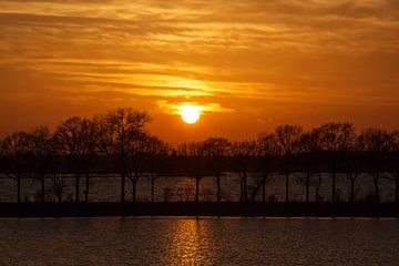 sun going down von Roland Smanski