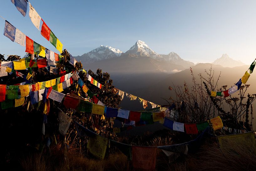 Sonnenaufgang in den Annapurna Bergen - Nepal von Marvin de Kievit